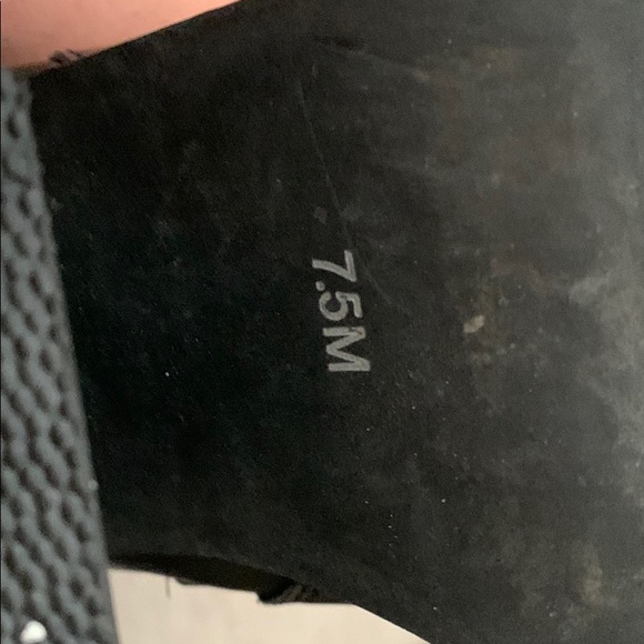 Boots - Picture 3 of 4